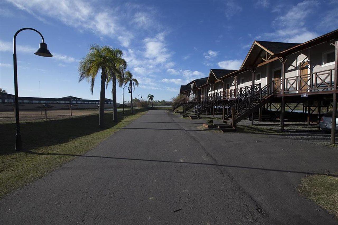 Howard Johnson Marinas & Resort San Pedro  Esterno foto