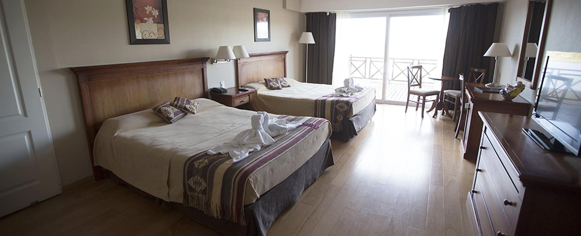 Howard Johnson Marinas & Resort San Pedro  Esterno foto