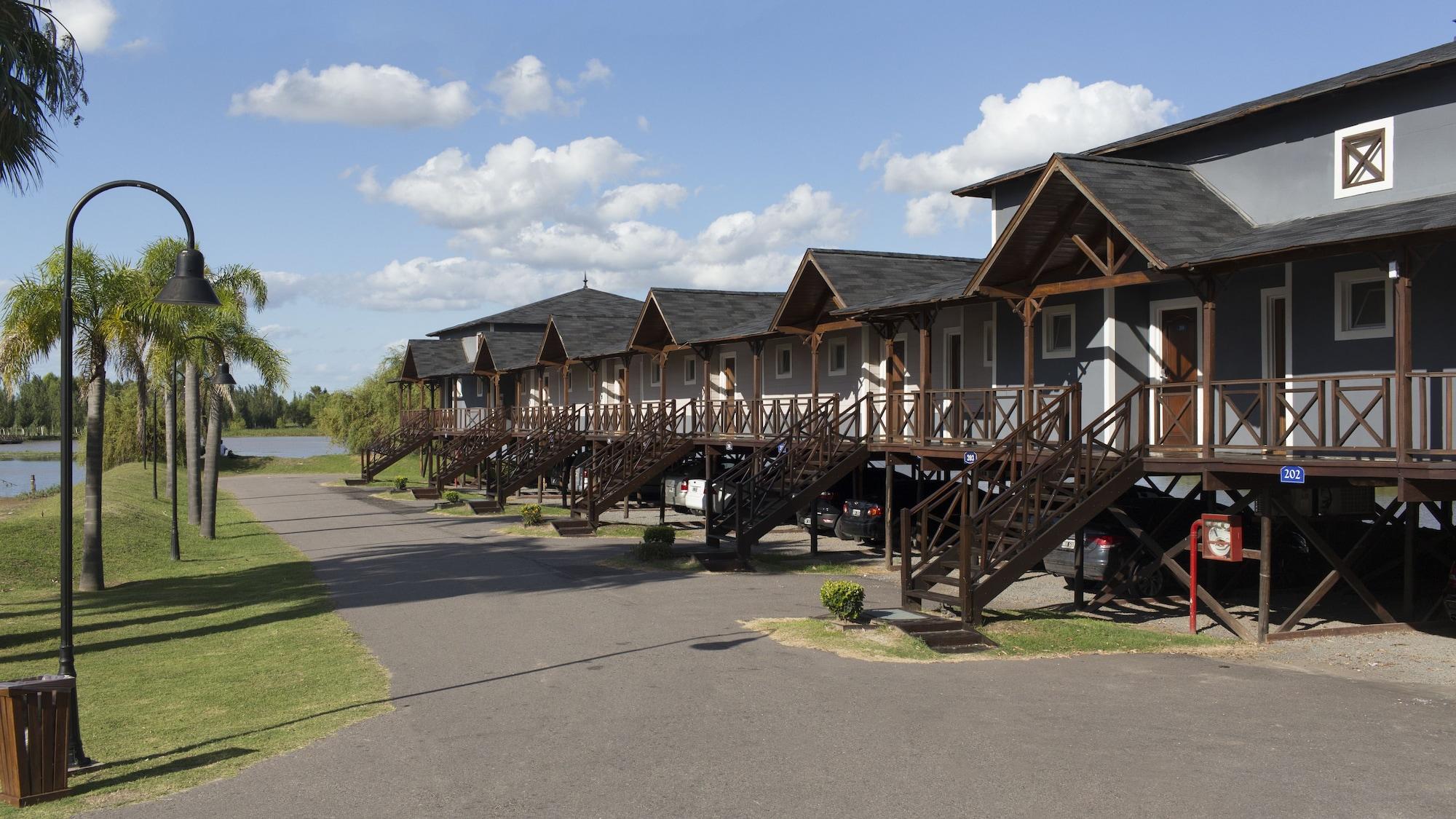 Howard Johnson Marinas & Resort San Pedro  Esterno foto
