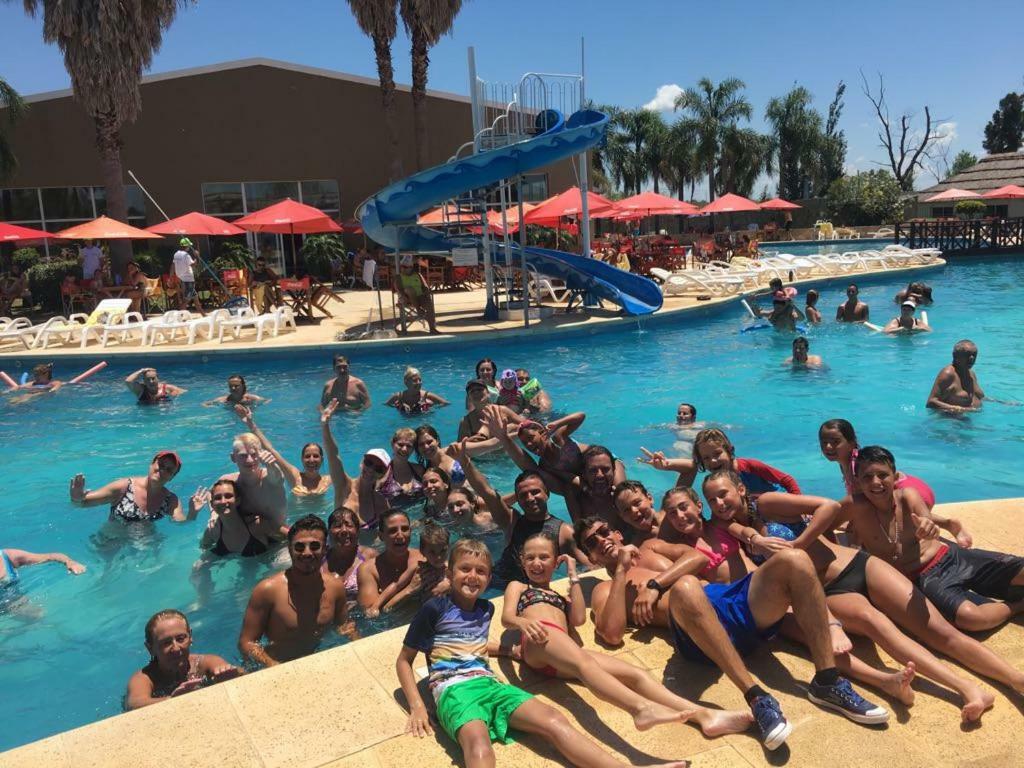 Howard Johnson Marinas & Resort San Pedro  Esterno foto